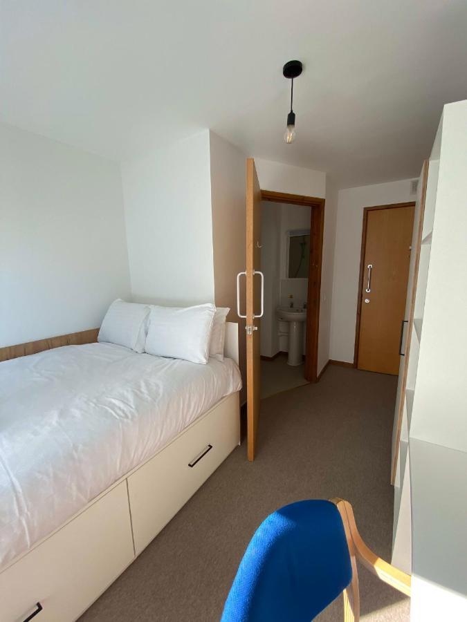 Regency Hall Smart Cheltenham Ensuite Rooms E エクステリア 写真