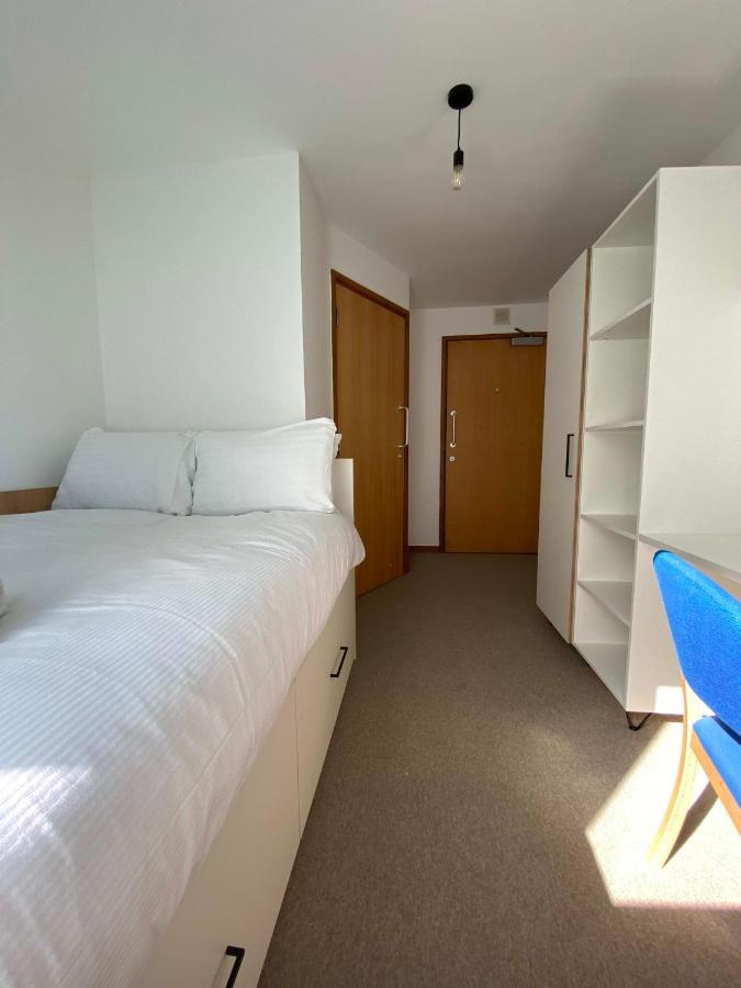 Regency Hall Smart Cheltenham Ensuite Rooms E エクステリア 写真