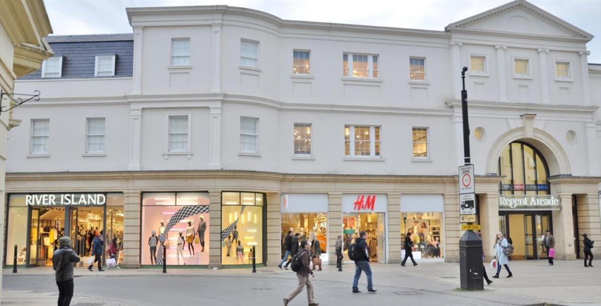 Regency Hall Smart Cheltenham Ensuite Rooms E エクステリア 写真