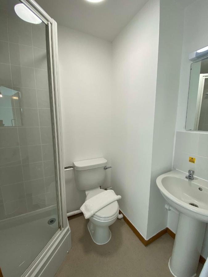 Regency Hall Smart Cheltenham Ensuite Rooms E エクステリア 写真